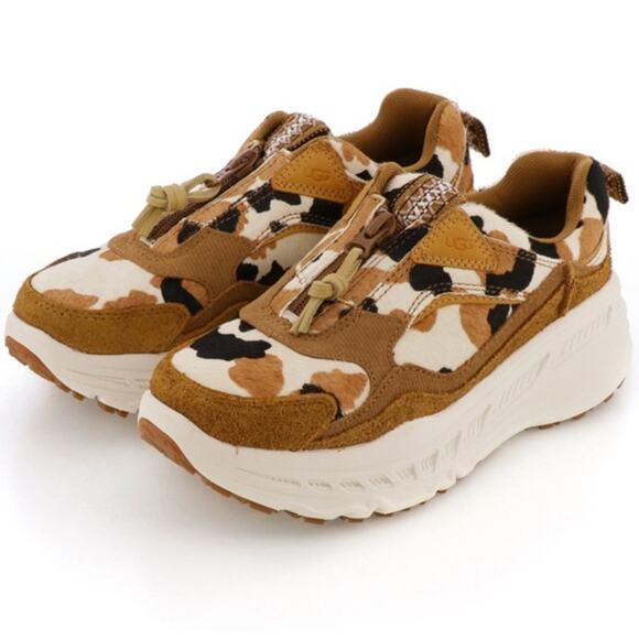 Ugg zip cow print platform chunky sole sneakers animal hair print EUC y2k size 9 - Picture 1 of 9